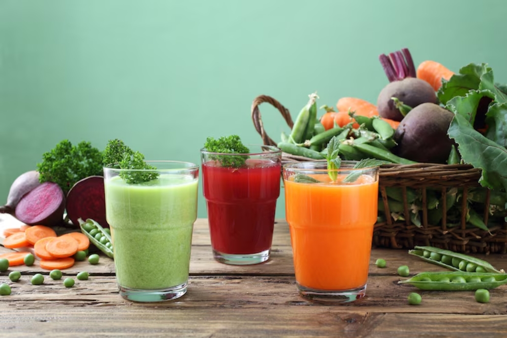 Detox juices for body cleans